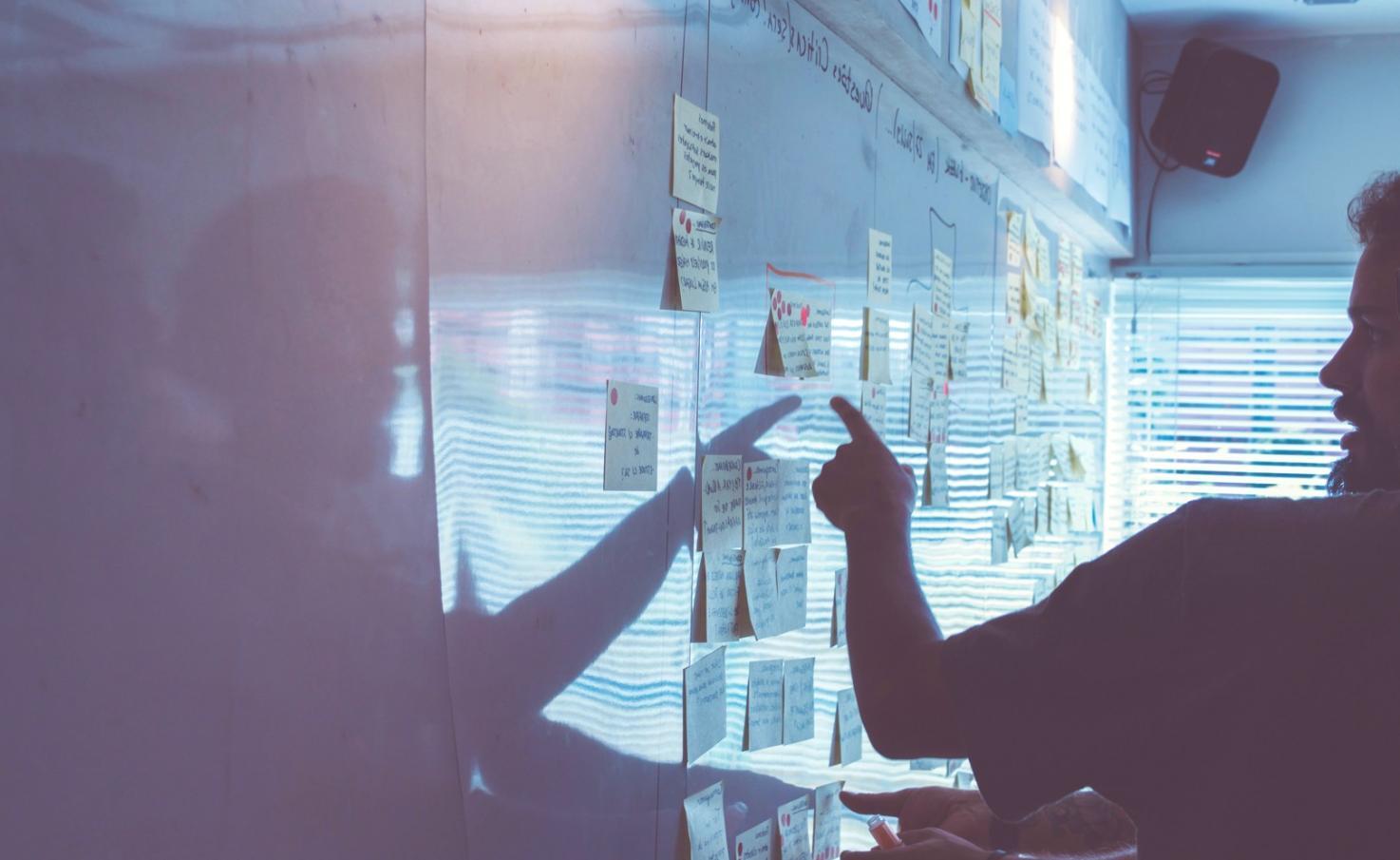 Environnement d'apprentissage en ligne avec tableau de bord et suivi de progression